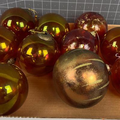 Red, Copper, Gold Mixed GLASS nice Bulbs. 