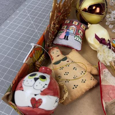 Mixed Lot of Ornaments 