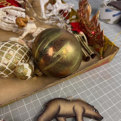 Mixed Lot of Ornaments 