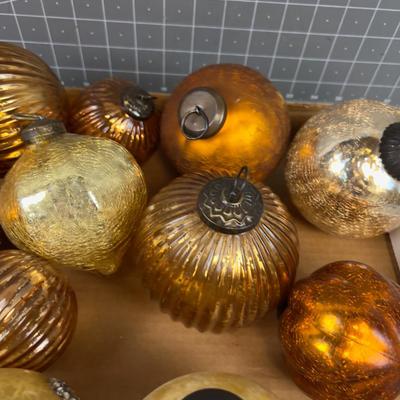 Gold and Copper, Orangish! Bulbs. 