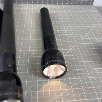 3 Mag Lite Flash Lights 
