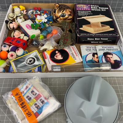 BAG OF TOYS 