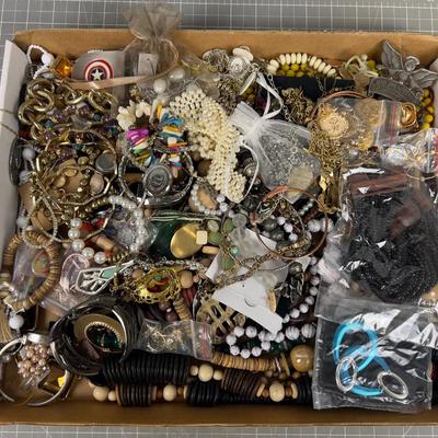 Tray of Costume Jewelry