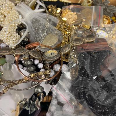 Tray of Costume Jewelry