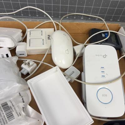 Pile of Computer items; Quite a few Apple Products too. 
