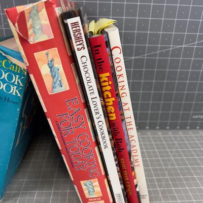 6 COOKBOOKS 