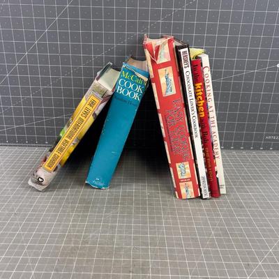 6 COOKBOOKS 