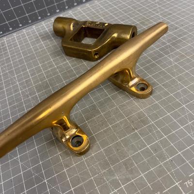 BRASS Cleet for the Ship Rope and Unknow Brass Part