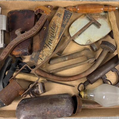 Found Items Metal Tools, Oddities and Curiosities. 
