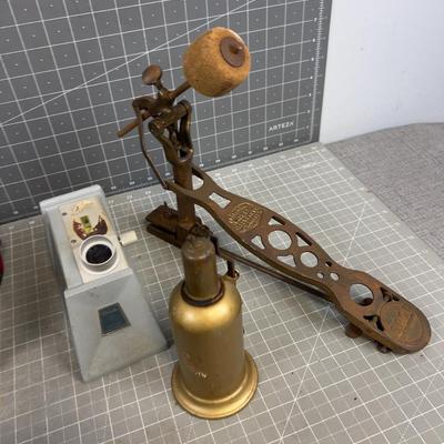 Gadgets and Machines