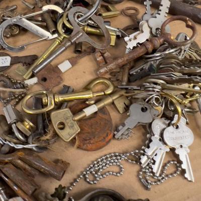 Antique KEYS, All kinds