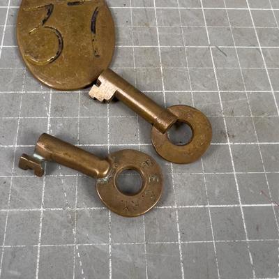 Antique Brass Tag and RR Lock Keys