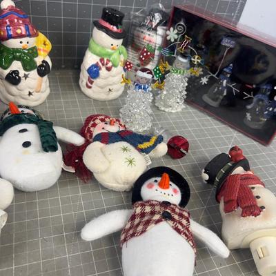 Large Mixed lot of SNOWMEN