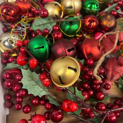 Bells, Birds and Berries - 