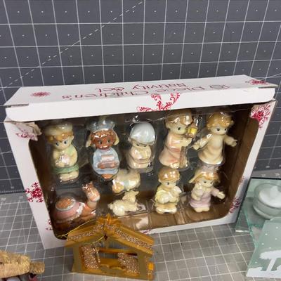 All the NATIVITIES, it’s the Reason for the Season. 