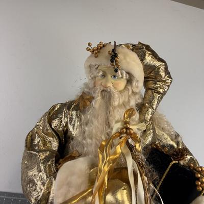 Golden Coat SANTA 
