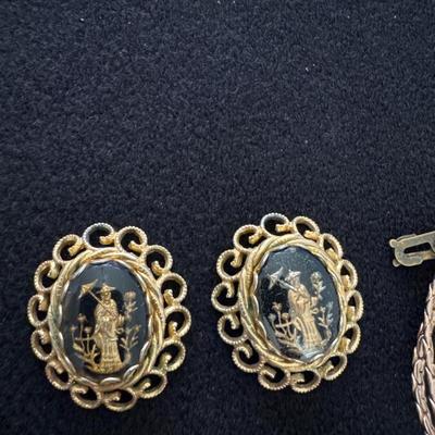 Miscellaneous costume jewelry