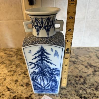 Vase*