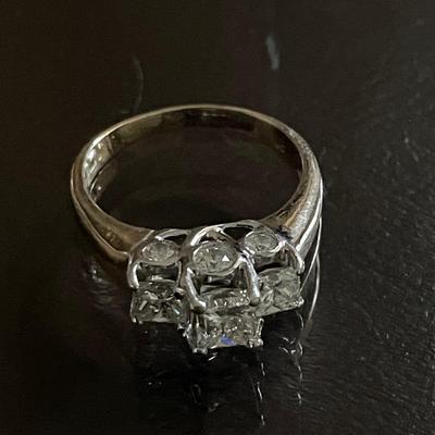 Gorgeous Diamond 14K Ring