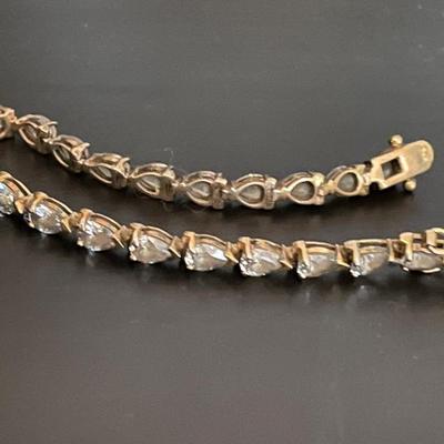 Vintage 925 Teardrop Clasp Bracelet