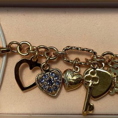 Brand New in Box VTG Kirks Folly Charm Bracelet