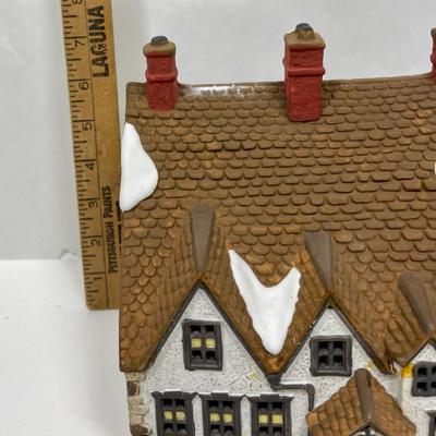 Dept 56 Dickens Village Series - Wackford Sqeers Boarding School 1988