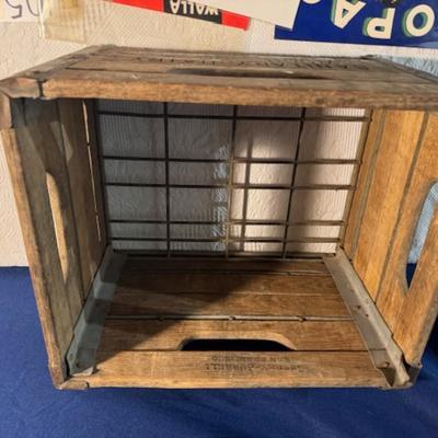 Crates and Vintage Advertisements