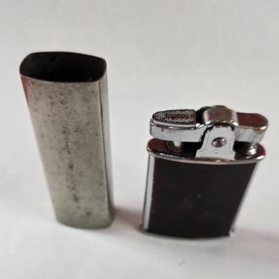 Vintage Ronson Lighter and Lighter Cover