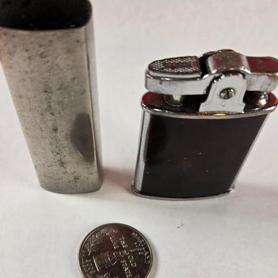 Vintage Ronson Lighter and Lighter Cover