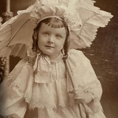 Antique Photo Album Plus