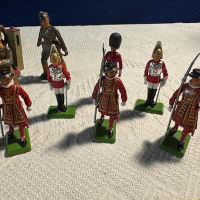 Cast Metal Men