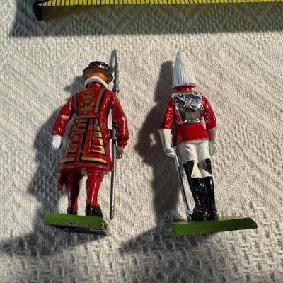 Cast Metal Men