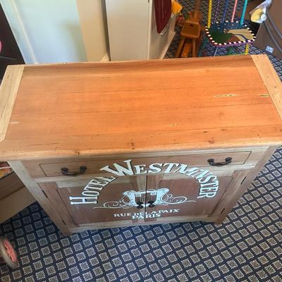 Uptown Country Storage Chest