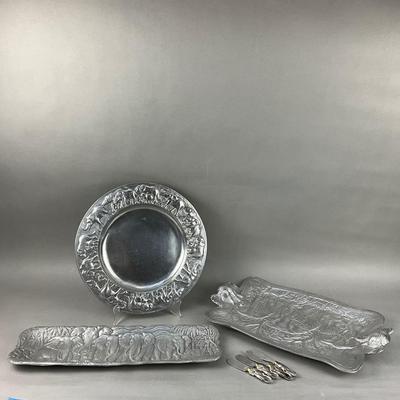 D757 Set of Arthur Court Aluminum Serving Platters