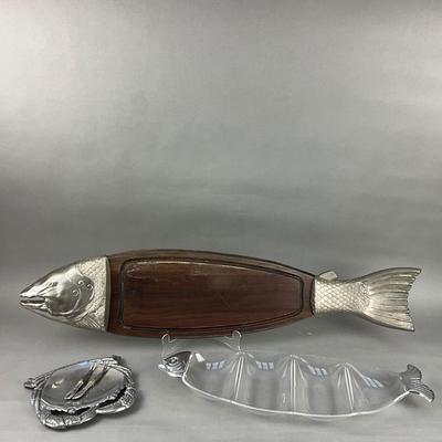 D758 Vintage French Charcuterie Board, Acrylic Platter and Crab Dish
