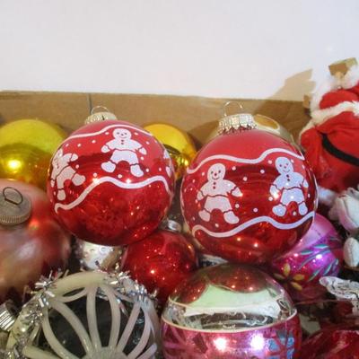 Vintage Christmas Ornaments Lot 73