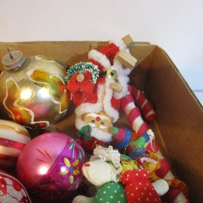 Vintage Christmas Ornaments Lot 73