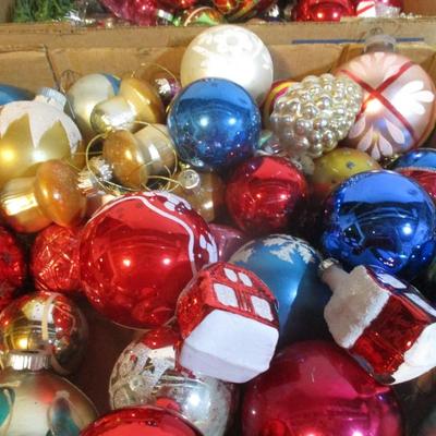 Vintage Christmas Ornaments Lot 73
