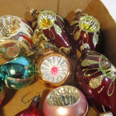 Vintage Christmas Ornaments Lot 77