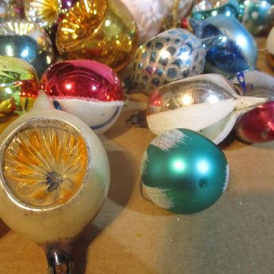 Vintage Christmas Ornaments Lot 77