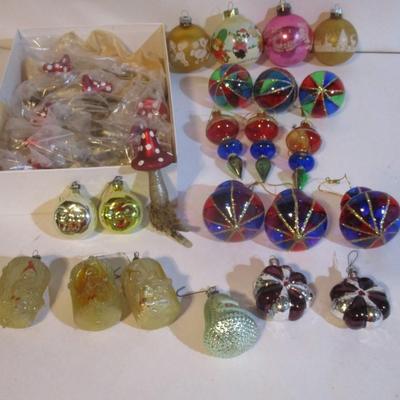 Vintage Christmas Ornaments Lot 78