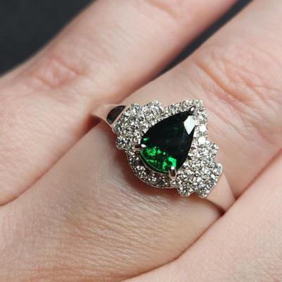 14k White Gold 1.51 Cttw Pear Tsavorite Diamond Ring Size 12