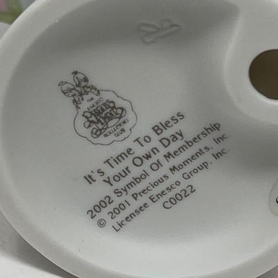 Precious Moments Deviled Egg Plate & Spa Day Figure