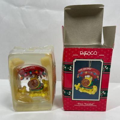 Enesco “Fleas Navidad “Christmas Ornament. NEW condition