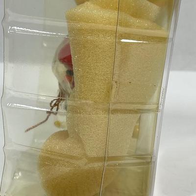 Enesco “Fleas Navidad “Christmas Ornament. NEW condition