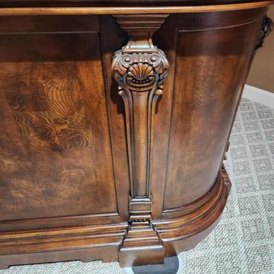 Clean Heavy Marble Top Bar 68x21x43