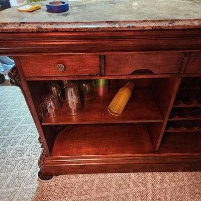 Clean Heavy Marble Top Bar 68x21x43