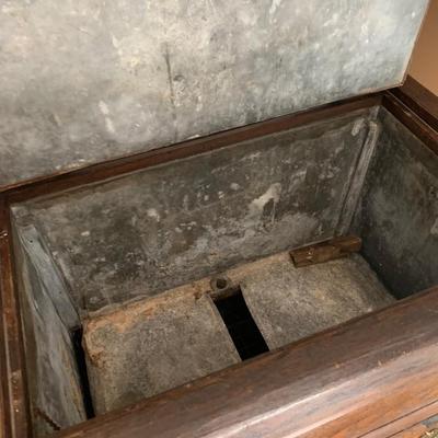 Antique Oak Ice Chest 28x17x43