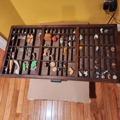 Hamilton Print Tray w/ Collectibles