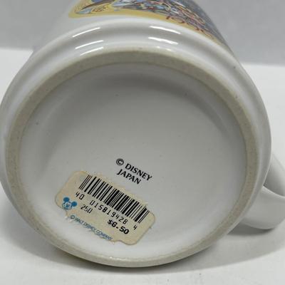 Disney HAPPY HOLIDAYS COFFEE MUG